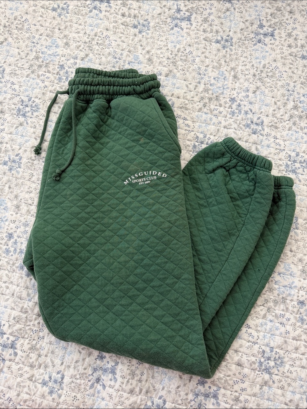 Missguided TALL Forest Green Quilted Joggers